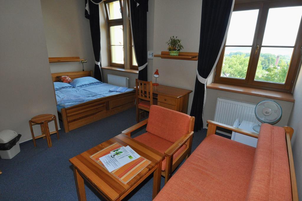 Hotel U Radnice Louny Exterior foto