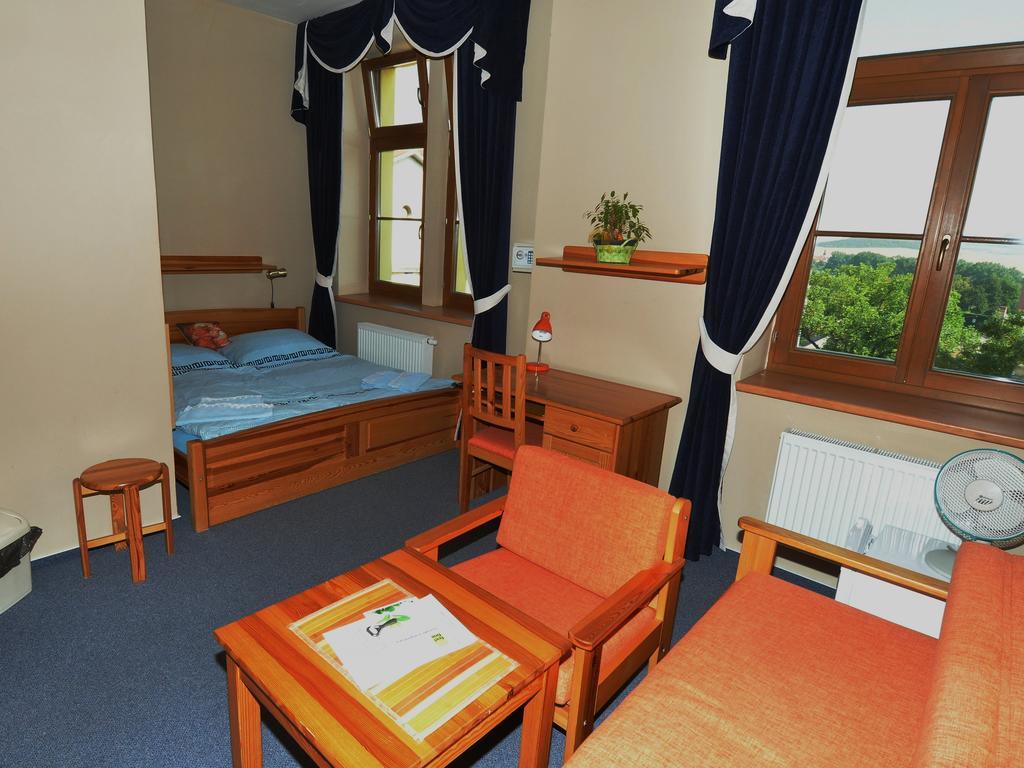 Hotel U Radnice Louny Exterior foto