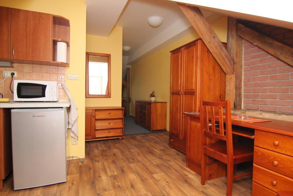 Hotel U Radnice Louny Quarto foto