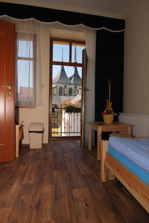 Hotel U Radnice Louny Quarto foto