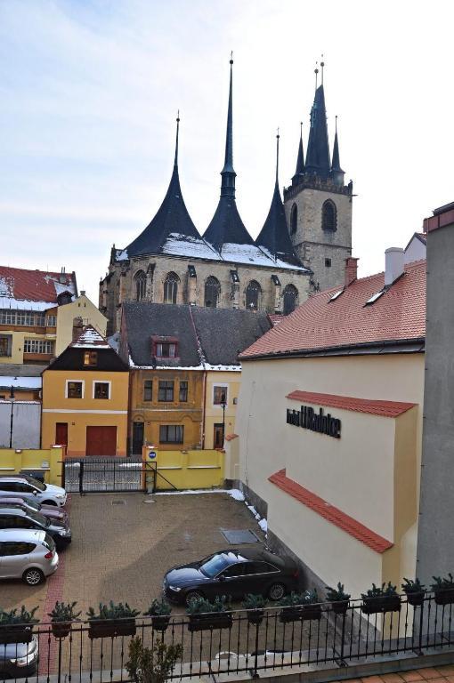 Hotel U Radnice Louny Quarto foto