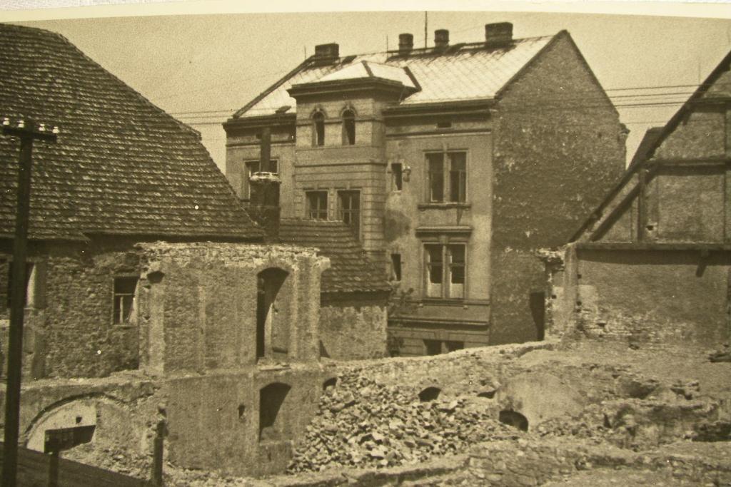 Hotel U Radnice Louny Exterior foto